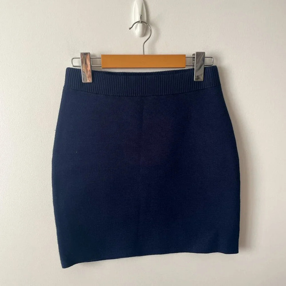 Aritzia Babaton Slim High Waist Knit Mini Gallerist Skirt NWT Pure Indigo Small - Picture 5 of 9
